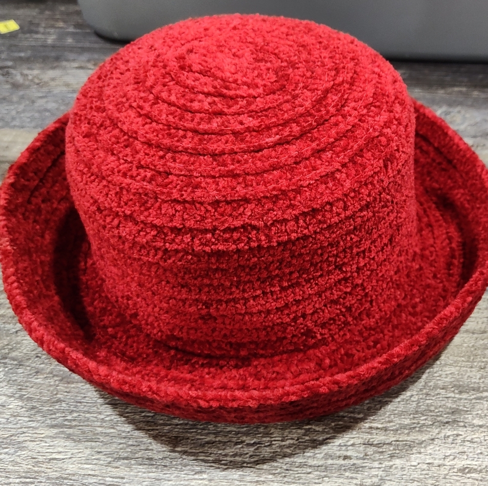 Vintage Betmar New York Red Knit Hat W/ Upturned Brim, Round, OSFM - Picture 2 of 7